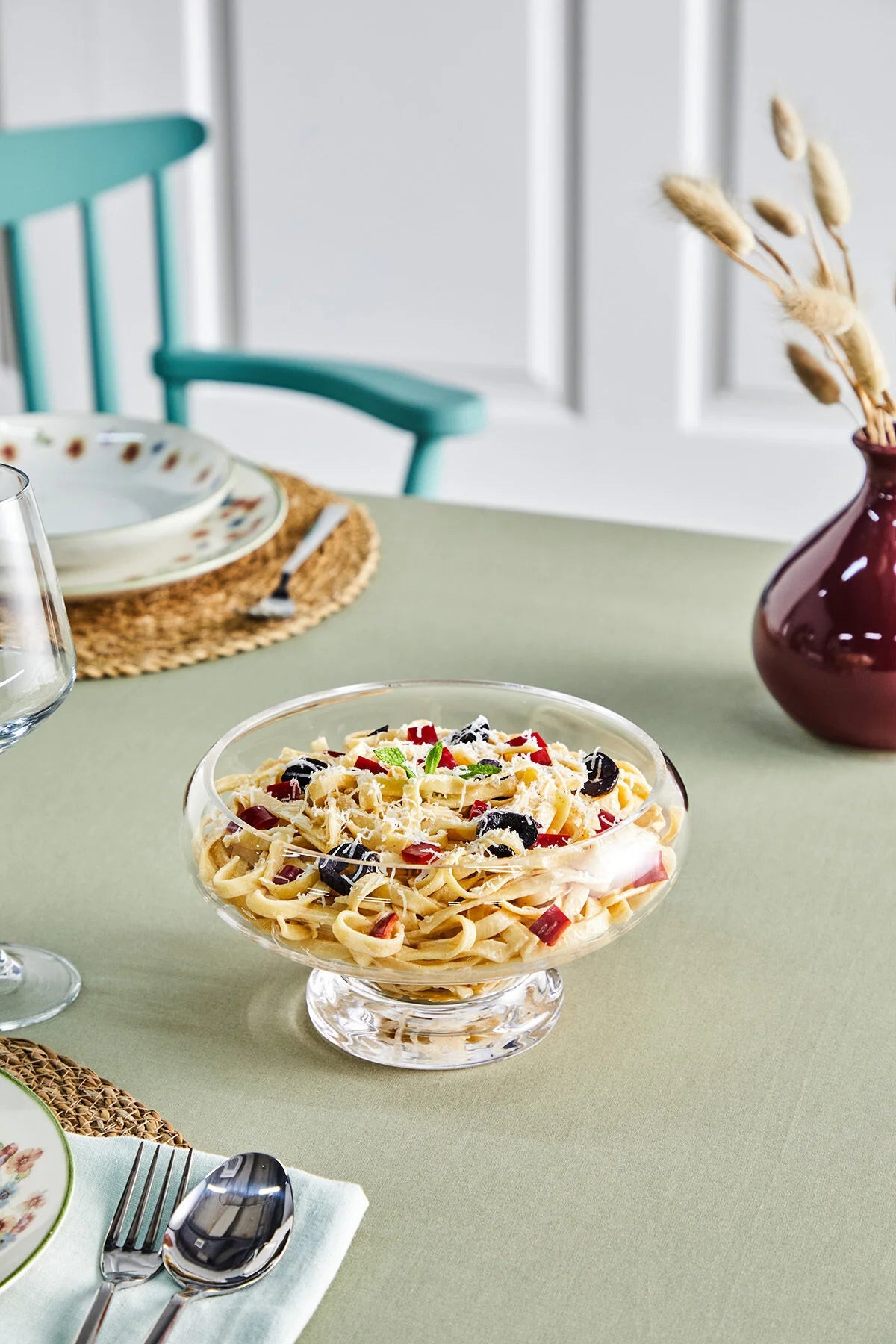 Glamis Ay Model Ayaklı El Yapımı Cam Salata ve Sunum Kasesi