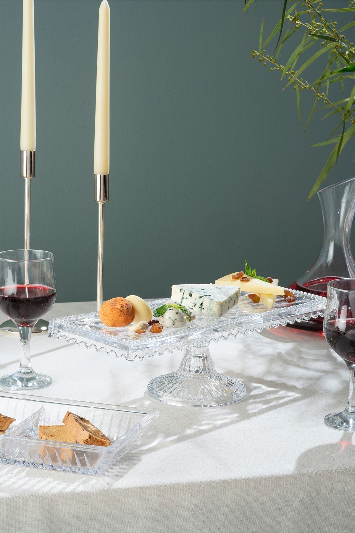 Glamis Damla Batom Model El Yapımı Cam Kek Standı