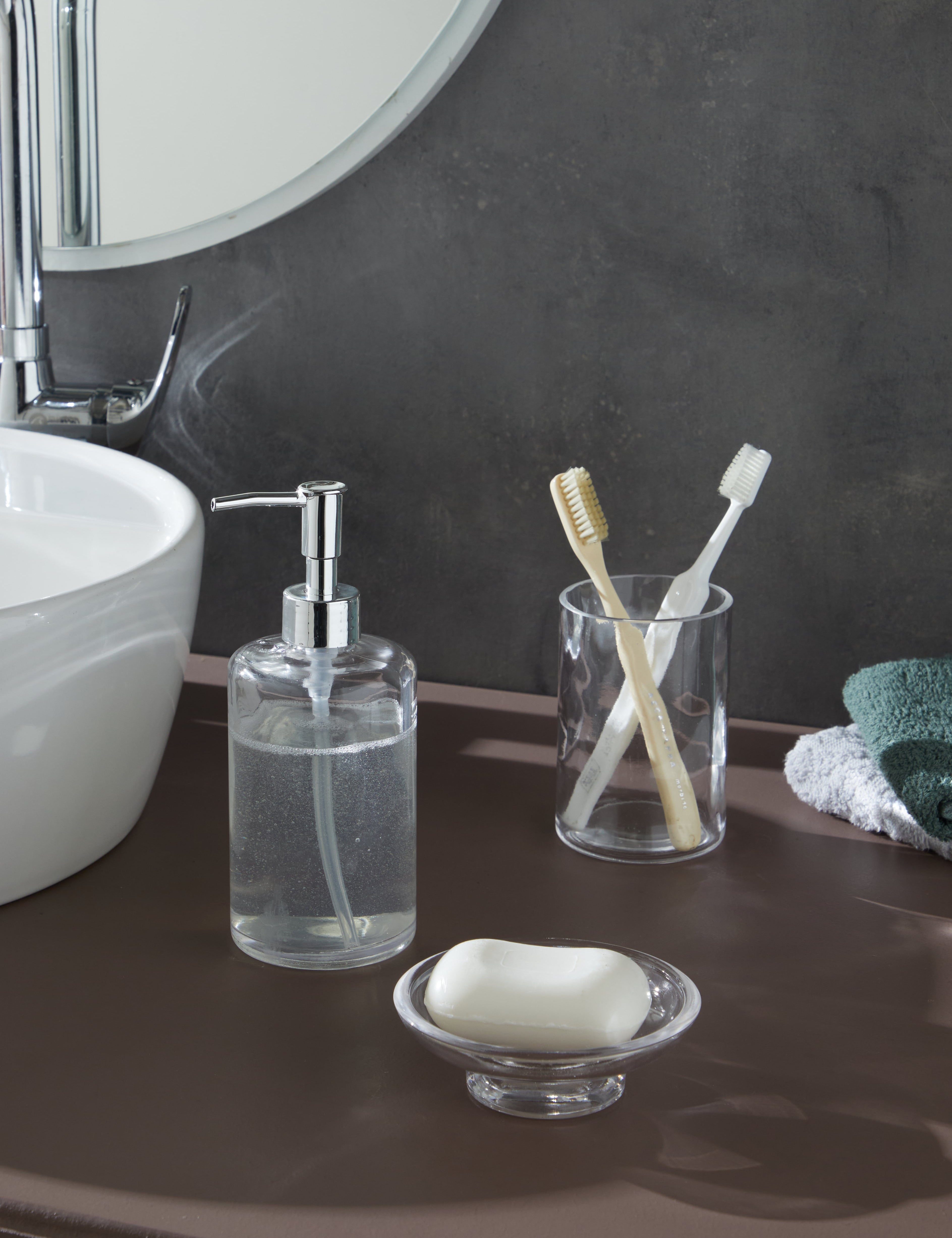 Glamis Clean Model Banyo Takımı 3'lü Set, banyo tezgahında kullanışlı ve estetik bir düzen sağlıyor. Banyo aksesuarları modern tasarımı ile öne çıkıyor.